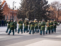 В Благовещенске почтили память защитников Отечества