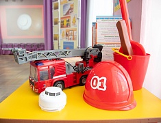 В детском саду № 32 для ребят провели обучение в рамках месячника пожарной безопасности