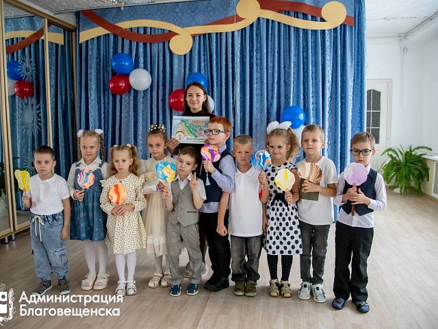 Телемост между Россией и Китаем: онлайн-встреча объединила дошкольные учреждения двух стран Телемост между Россией и Китаем: онлайн-встреча объединила дошкольные учреждения двух стран