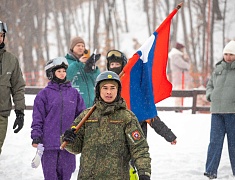 В Благовещенске прошло первенство города по горным лыжам и сноуборду, посвящённое памяти выпускника ДВОКУ, Героя России Ковтуна Андрея