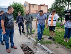 Мэр Благовещенска Олег Имамеев выехал на подтапливаемые во время дождей участки