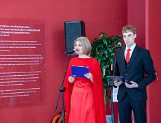 Благовещенск встретил женскую делегацию из Хэйхэ в преддверии Международного женского дня