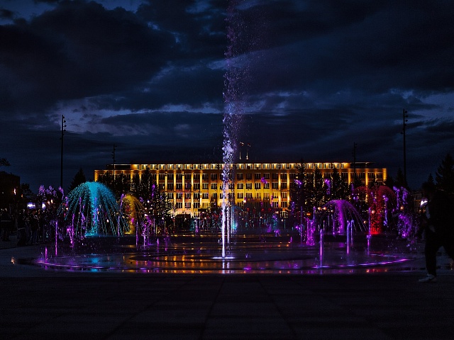 Самая большая пешеходная аллея фонтанов в Евразии официально открылась в Благовещенске