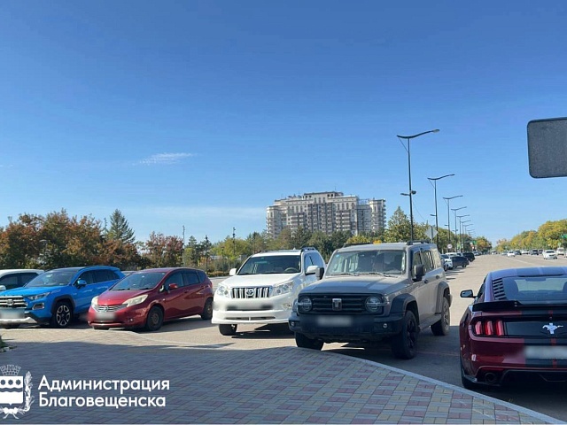 Штраф, эвакуатор, спецстоянка: чем обернулась неправильная парковка для автолюбителей на улице Островского?  Штраф, эвакуатор, спецстоянка: чем обернулась неправильная парковка для автолюбителей на улице Островского?