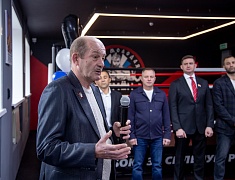 В Благовещенске открыли обновленный зал спортивно-патриотического клуба «Семён»