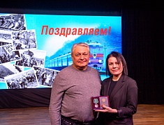 В Благовещенске наградили юбилейными медалями БАМа