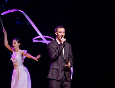 В Благовещенске в преддверии 8 Марта прошел большой праздничный концерт