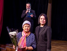 Церемония награждения медалями «За строительство Байкало-Амурской магистрали»