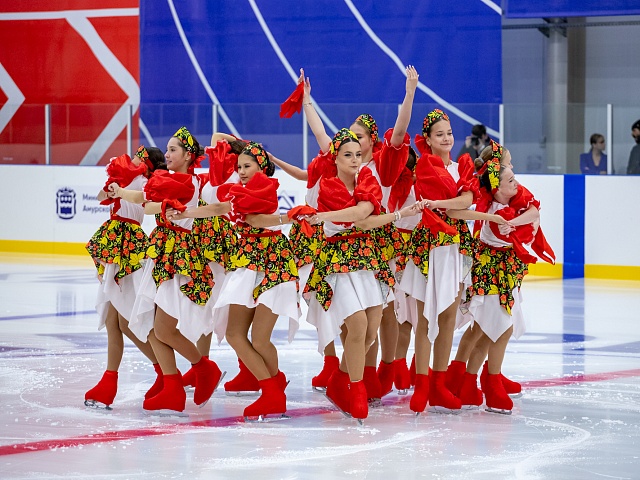 Арену «Гагарин лед» открыли в Благовещенске ледовым шоу Арену «Гагарин лед» открыли в Благовещенске ледовым шоу