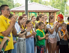 В Благовещенске проходит первая международная смена в лагере имени Гагарина