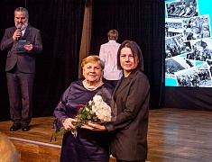 Церемония награждения медалями «За строительство Байкало-Амурской магистрали»