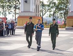 В Благовещенске зажгли Вечный огонь на площади Победы