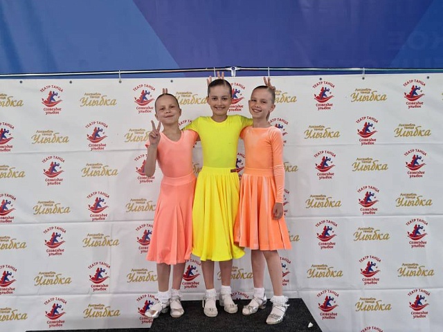 Танцоры Благовещенска приехали с победами с турнира «Звезды Приморья» 