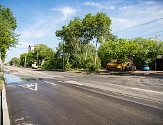 Выездное совещание у школы № 22 провел мэр Благовещенска Олег Имамеев