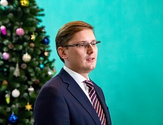Мэр Благовещенска Олег Имамеев принял участие в запуске подсветки телебашни
