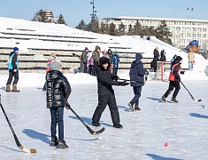 Яркий день спорта и традиций: в Благовещенске прошёл первый день ЗимФестАмур