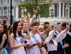 В Благовещенске отгремел выпускной