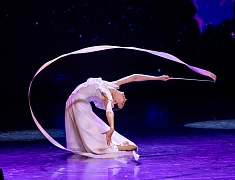 В Благовещенске в преддверии 8 Марта прошел большой праздничный концерт