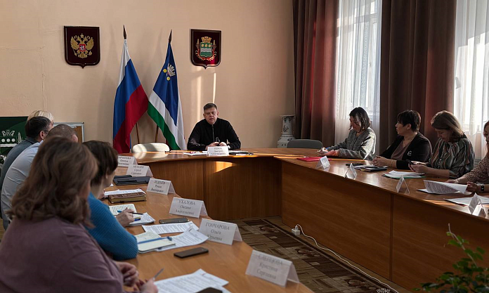 Около 130 вопросов в месяц  помогают решать специалисты благовещенского оперштаба поддержки семей участников СВО 