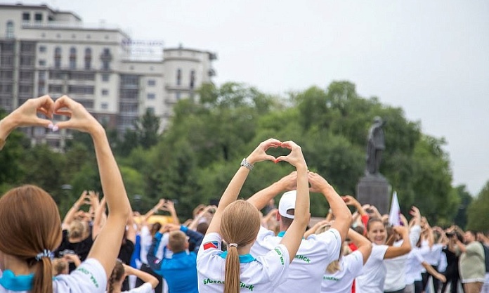 «Две силы - одно здоровье»: прглашем благовещенцев на утреннюю суботнюю тренировку с видом на Китай