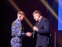 Заместитель мэра Благовещенска поздравил судебных приставов со 160-летием ведомства