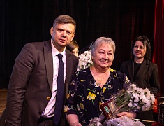 Церемония награждения медалями «За строительство Байкало-Амурской магистрали»