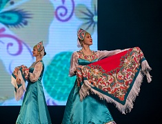 В Благовещенске с 90-летием поздравили Центр эстетического воспитания детей им. В. В. Белоглазова