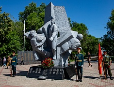 В Благовещенске открыли временный мемориал памяти участников локальных войн и конфликтов