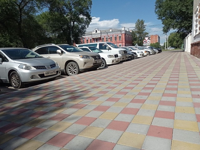 За лето в Благовещенске обновили уже более 3 километров тротуаров