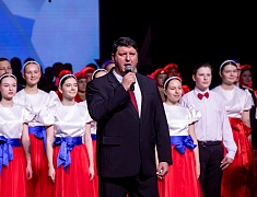 В Общественно-культурном центре Благовещенска прошел праздничный концерт, посвященный Дню защитника Отечества