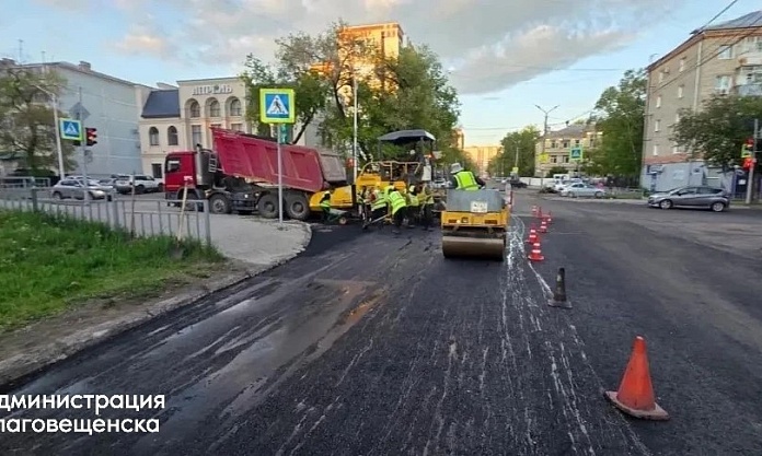 В Благовещенске во время ямочного ремонта обновили больше 50 тысяч «квадратов»