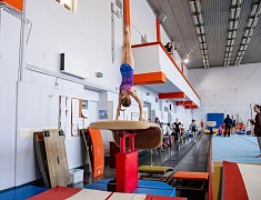На юбилейные соревнования по спортивной гимнастике в Благовещенск прибыли спортсмены из Дальнего Востока и Сибири