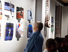 В Благовещенске открылась уникальная фотовыставка «Спорт в искусстве»