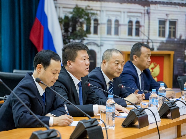 Мэр Благовещенска и глава Народного Правительства района Айгунь договорились о сотрудничестве 