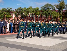 В Благовещенске зажгли Вечный огонь на площади Победы
