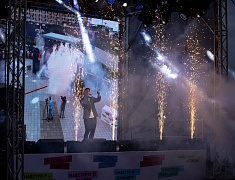 В Благовещенске отгремел выпускной