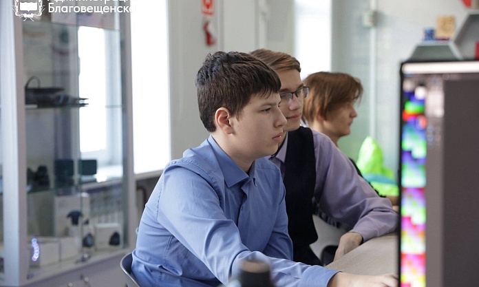Благовещенские школьники попрактиковались в 3D‑моделировании