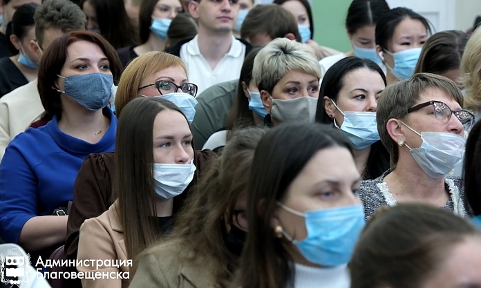 В Благовещенске введён масочный режим