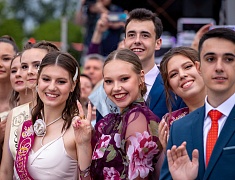 В Благовещенске отгремел выпускной