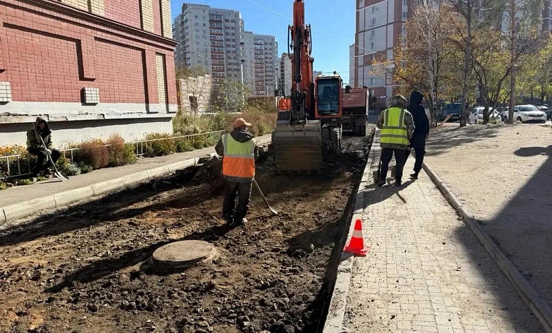 В Благовещенске начали ремонтировать ещё два внутридворовых проезда