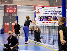 Благовещенские защитники Отечества осваивают волейбол
