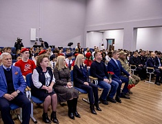 Парту Героя в память об участнике СВО открыли в школе №22 Благовещенска